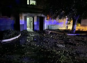 Ночью российские дроны атаковали Измаил: поврежден многоэтажный дом, есть раненые