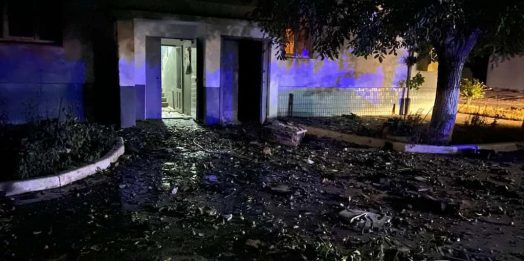 Уночі російські дрони атакували Ізмаїл: пошкоджено багатоповерховий будинок, є поранені