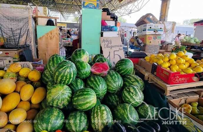 Одесский Привоз: арбузы и дыни