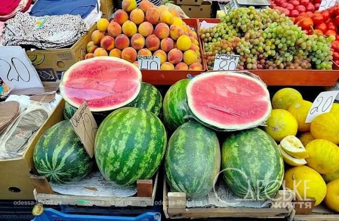 Где в Одессе продают арбузы
