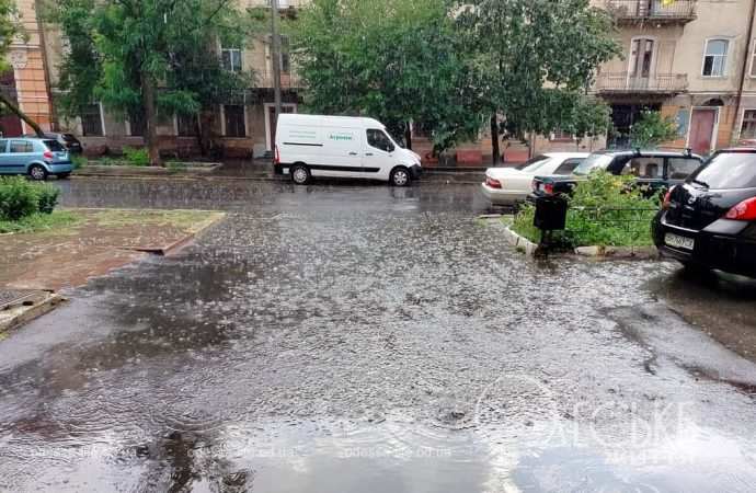 В Одессе прошел ливень