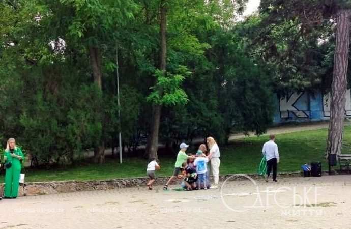 Дети в одесском парке Шевченко