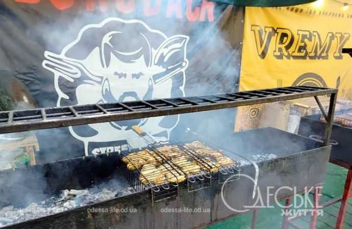 Фестиваль-ярмарка Odesa Beer Festival, шашлык