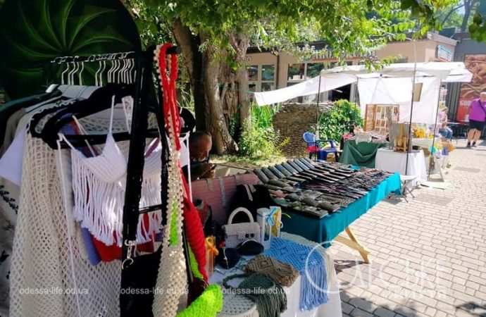 Фестиваль-ярмарка Odesa Beer Festival, торговля сувенирами