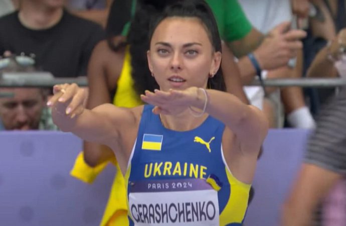 Олимпиада-2024: две украинские спортсменки уверенно вышли в финал по прыжкам в высоту (видео)