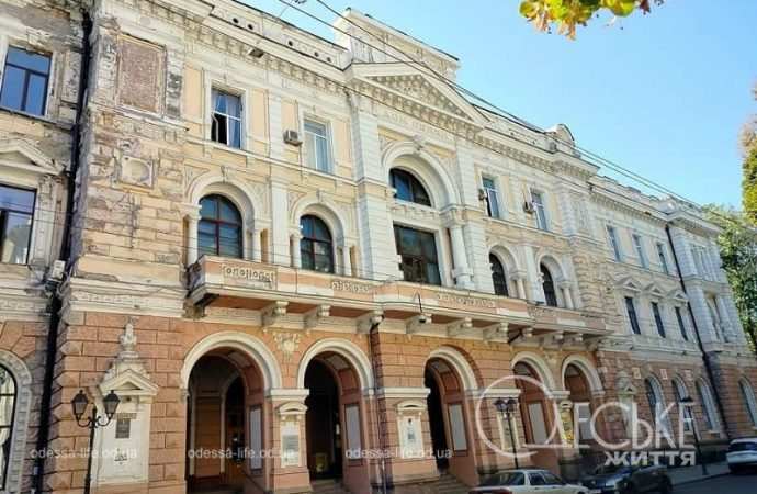 Одесский Главопочтамт, фасад