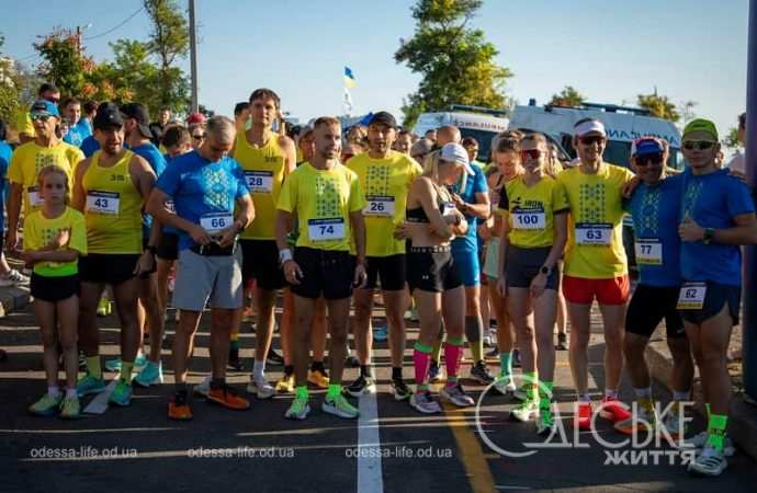 Забег в вышиванках в Одессе, участники