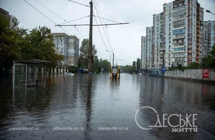 Потоп на Балковской в Одессе3