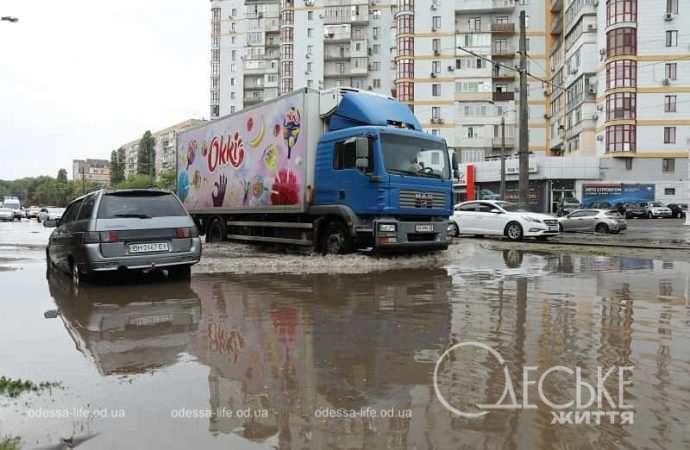 Балковская после ливня, фура