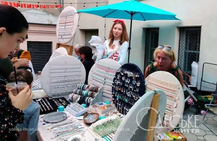 Фестиваль-ярмарка «Амальгама» в Одессе, украшения