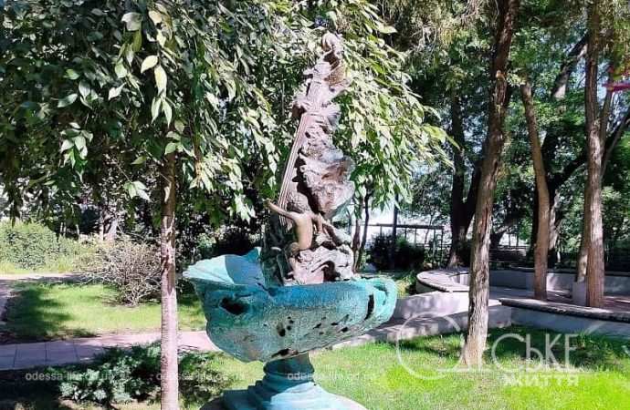 Одесский Греческий парк, скульптура