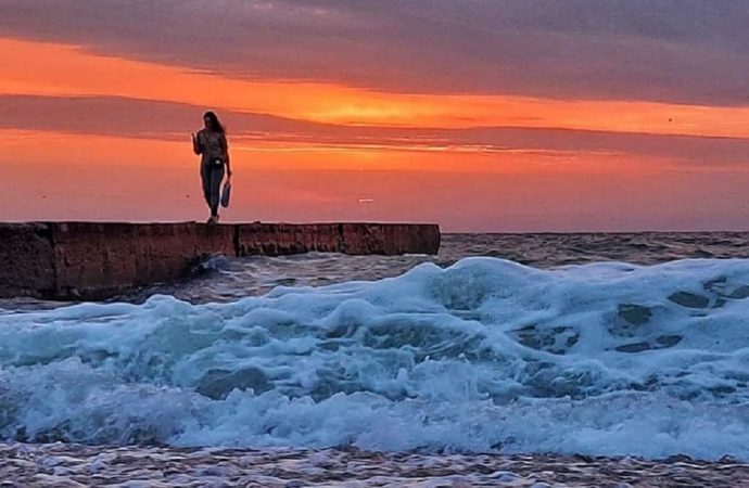 Температура морской воды в Одессе сегодня, 8 сентября: купаться можно или уже нет?