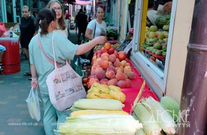 Новый базар: кукуруза