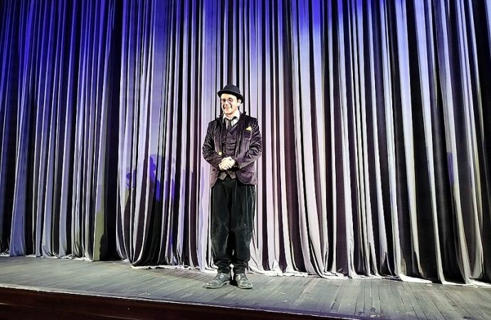 Спектакль «Путь в Вифлеем», на сцене