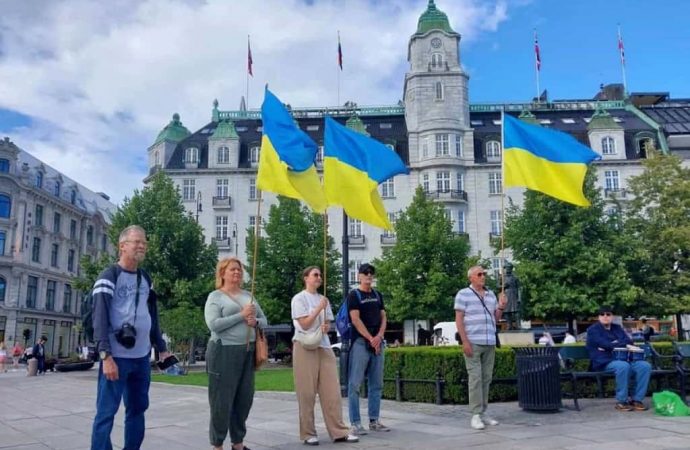 Подорож ренийців у країну, де поважають синьо-жовтий прапор