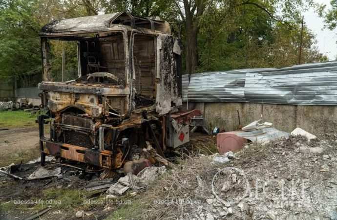 Последствия ночной атаки в Одессе, после пожара