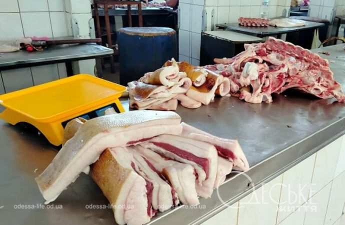 Мясо и сало на Привозе