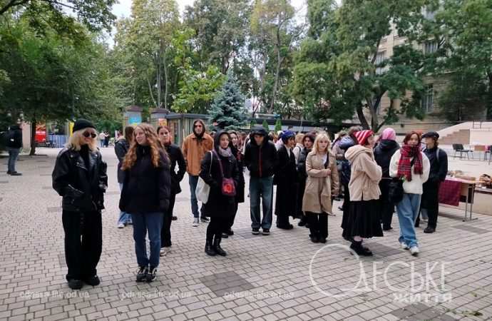 Посетители на ярмарке «Grechka» в Одессе