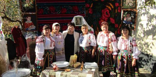 В селе на границе с Молдовой показали традиционную молдавскую кухню (видео)