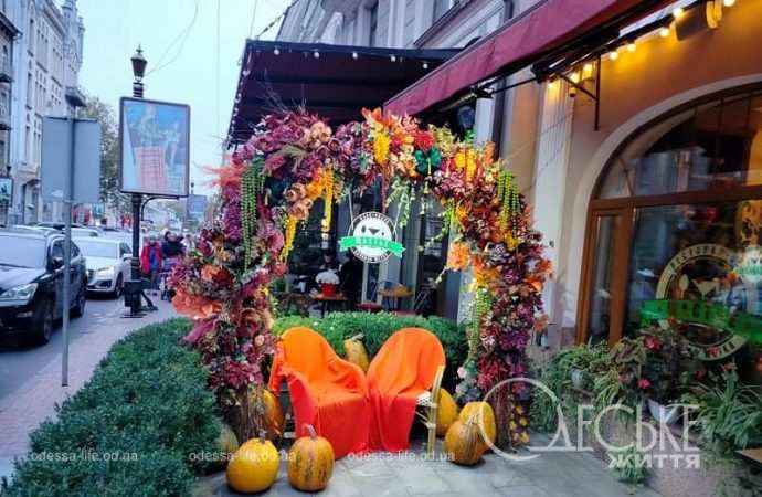 Ноябрь в Одессе, витрина