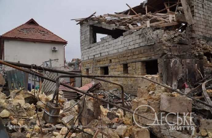 На месте прилета в Одессе, 9 ноября 2024, частные дома-3