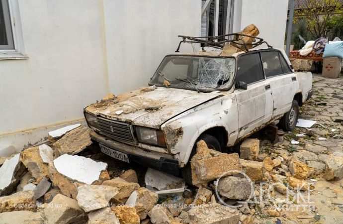 После атаки 10 ноября 2024, легковушка