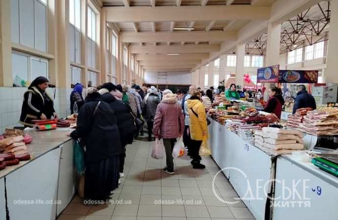 Привоз: мясной корпус