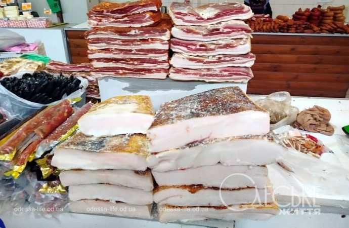 Привоз: цены на сало