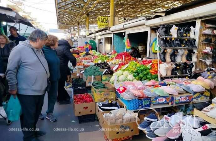 Одесский Привоз в ноябре: покупатели