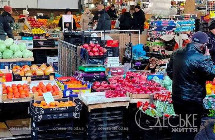 Гранаты на Привозе