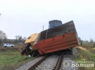 В Одесской области грузовик столкнулся с поездом