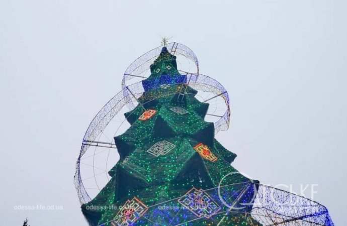 Елка на Дерибасовской