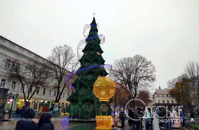 На Дерибасовской в декабре