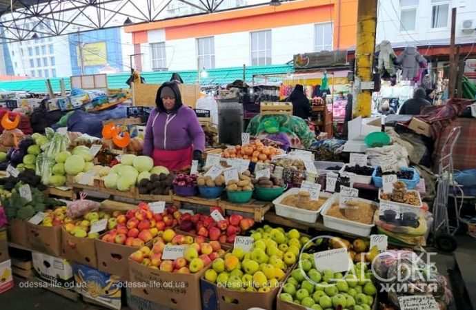 Овощные ряды Привоза