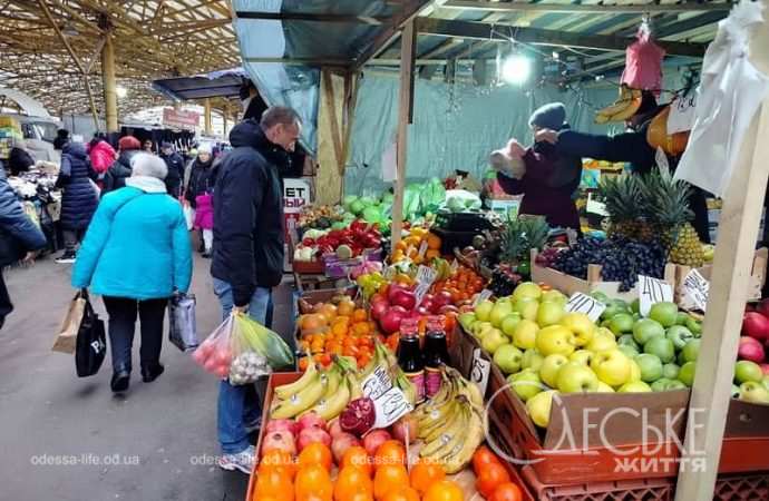 Фрукты на Привозе