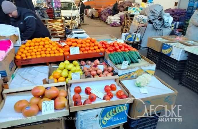 На Привозе: цитрусовые