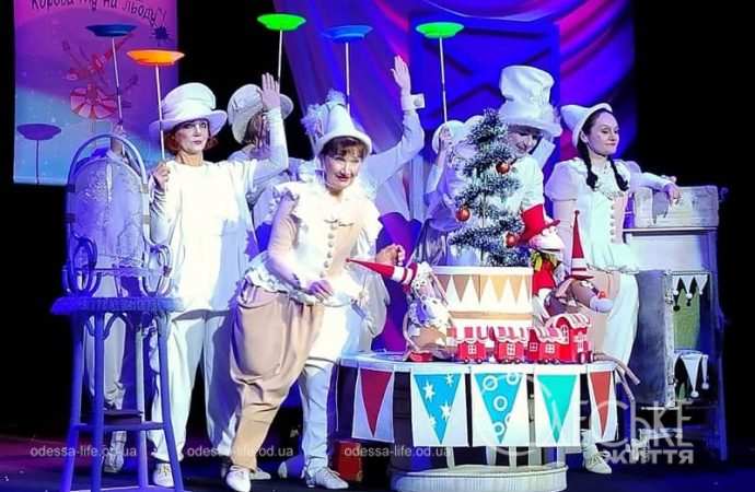 Кукольный театр, на сцене