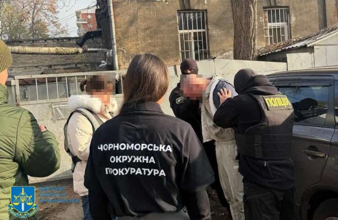 Новий рекорд в Одесі: з військовослужбовця вимагали 25 тисяч доларів