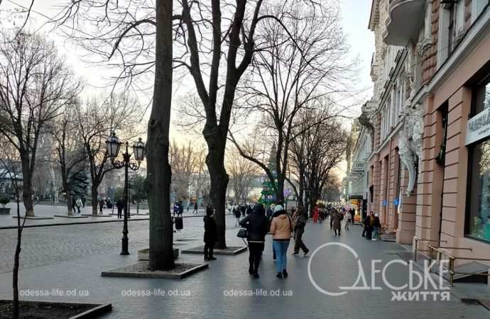 Центр Одессы 1 января, Дерибасовская