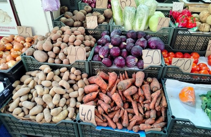 Привоз: картошка-морковка