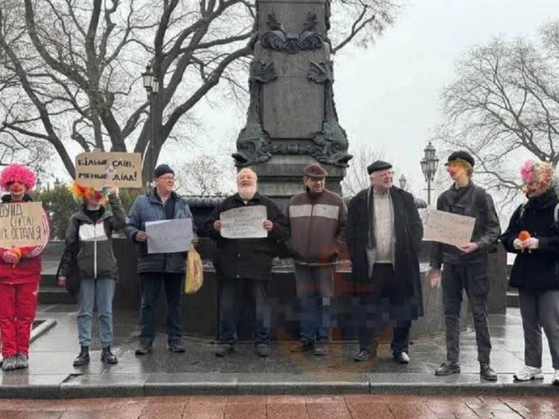 Акция в против сноса памятника Высоцкому в Одессе, 25 января 2025