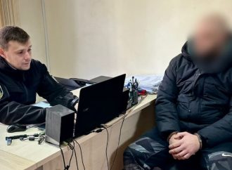 В Одесі командир частини вимагав від підлеглих третину бойових виплат