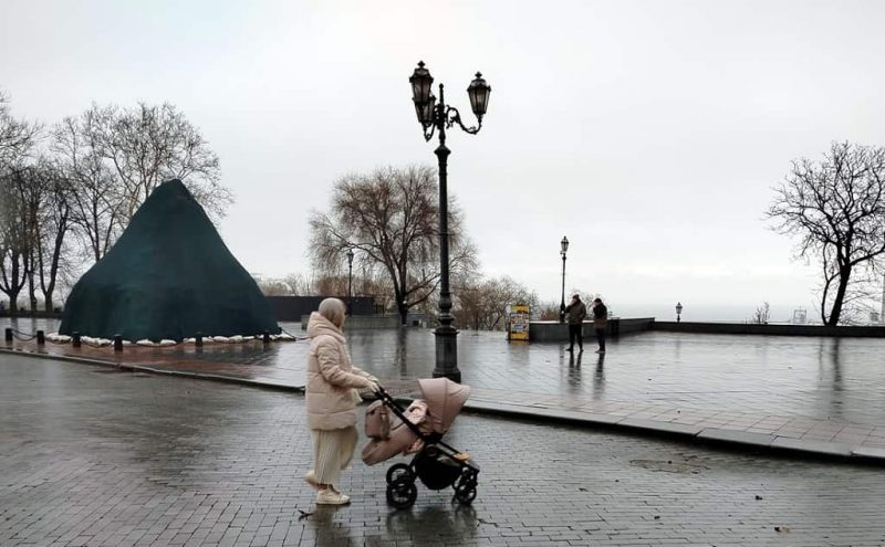 Приморский бульвар в январе, у Дюка