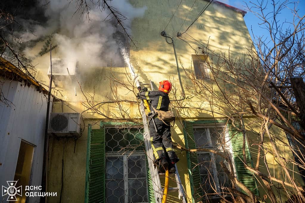 Пожар на Тенистой в Одессе