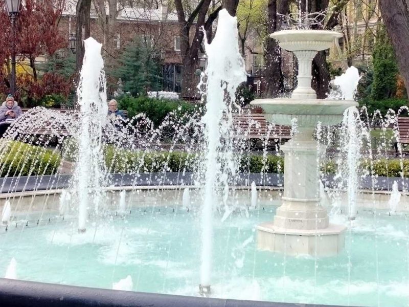Фонтан у Міському саду