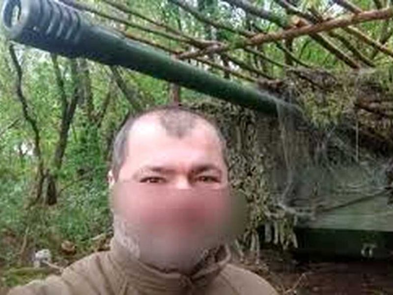 Алик Ветров на фото с САУ