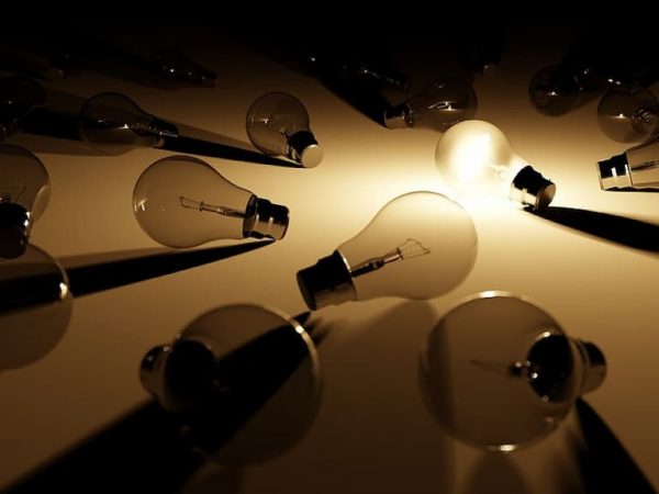 Оновлені графіки відключення світла в Одесі на 12 листопада