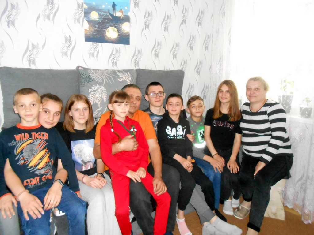 семья Черневых в сборе