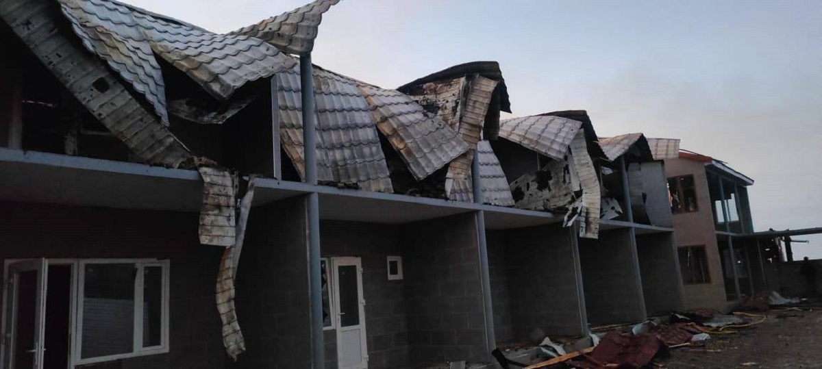 Ночная атака дронами на Одесчину: повреждены дома и база отдыха