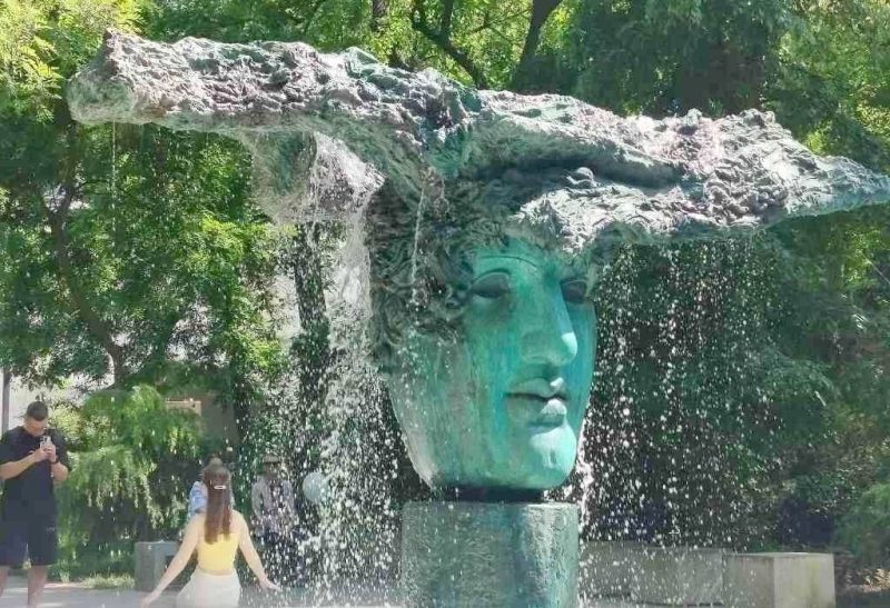 В Греческом парке